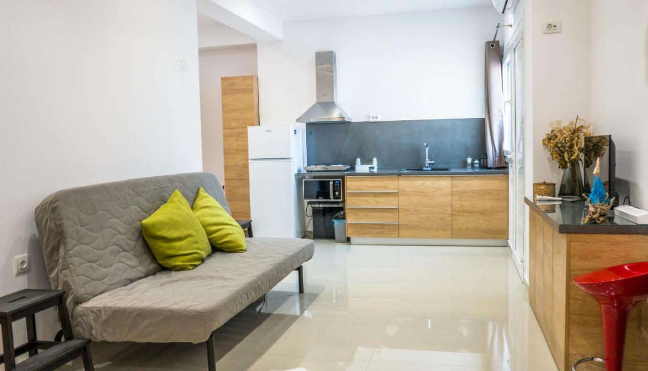Heraklion Airport Studio Apartamento Exterior foto